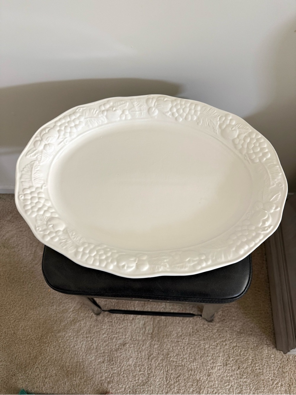 Vintage Classic White Embossed Oval Serving Platter -19 x14”